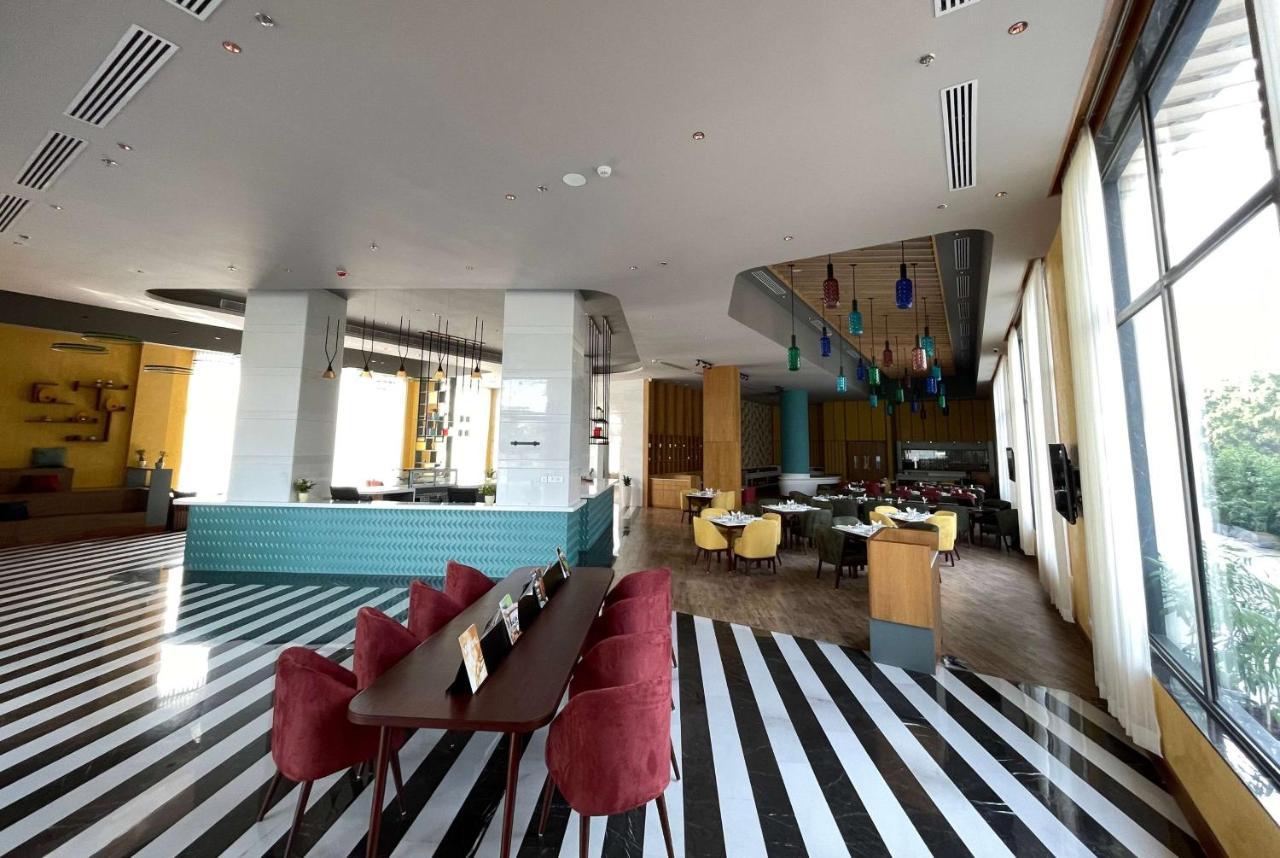 Ramada Encore By Wyndham Amritsar Airport 외부 사진