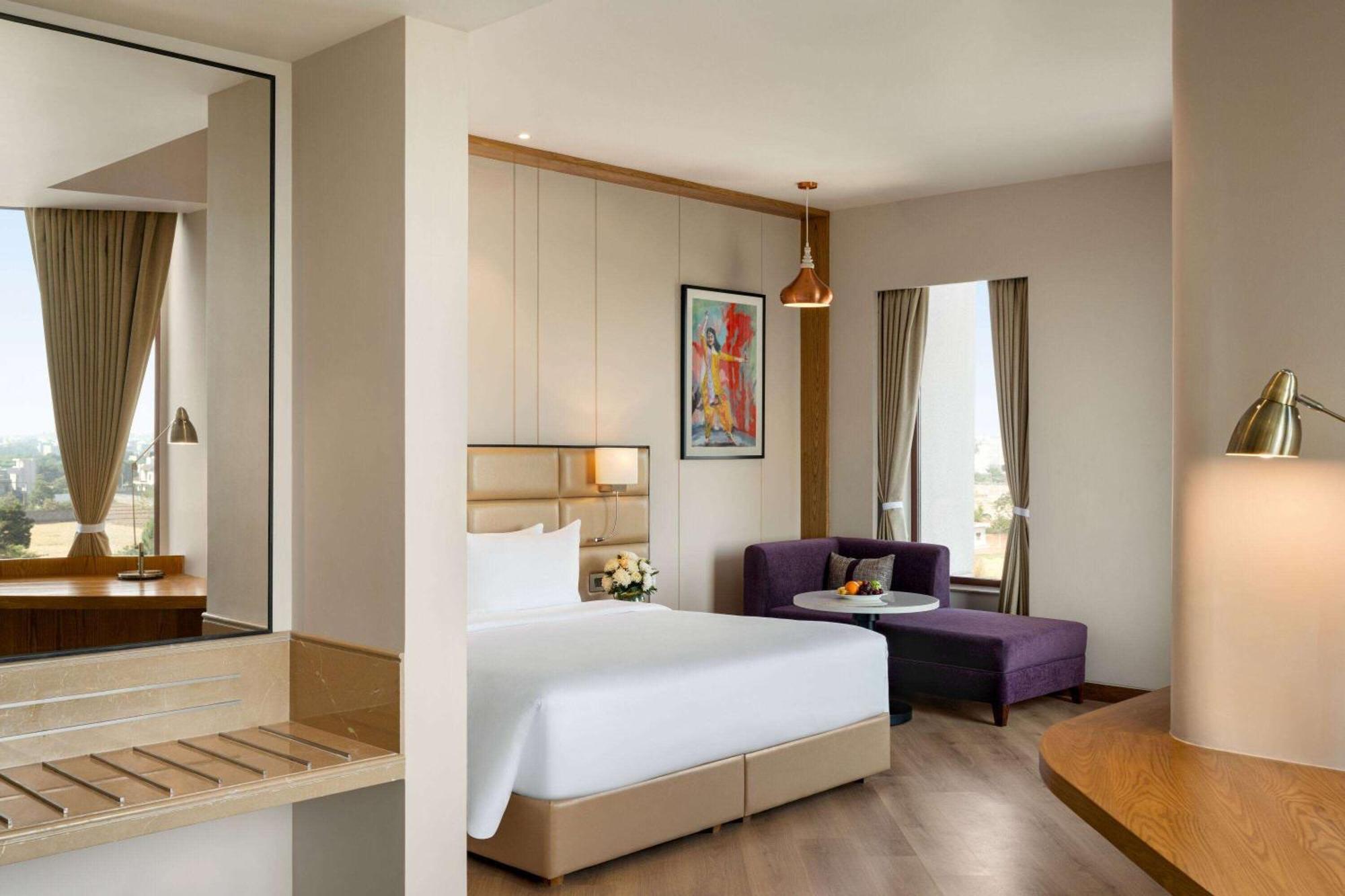 Ramada Encore By Wyndham Amritsar Airport 외부 사진