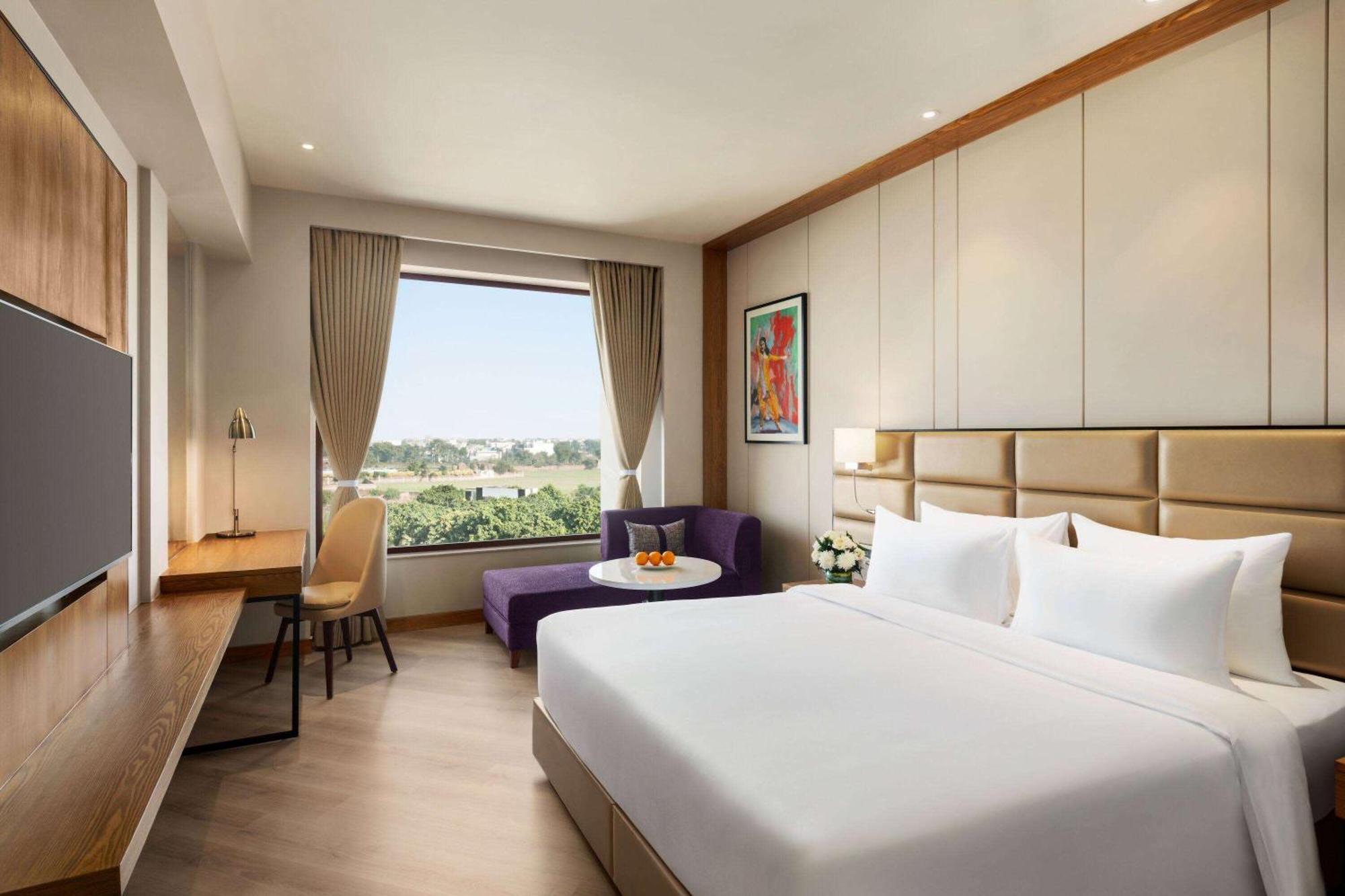 Ramada Encore By Wyndham Amritsar Airport 외부 사진