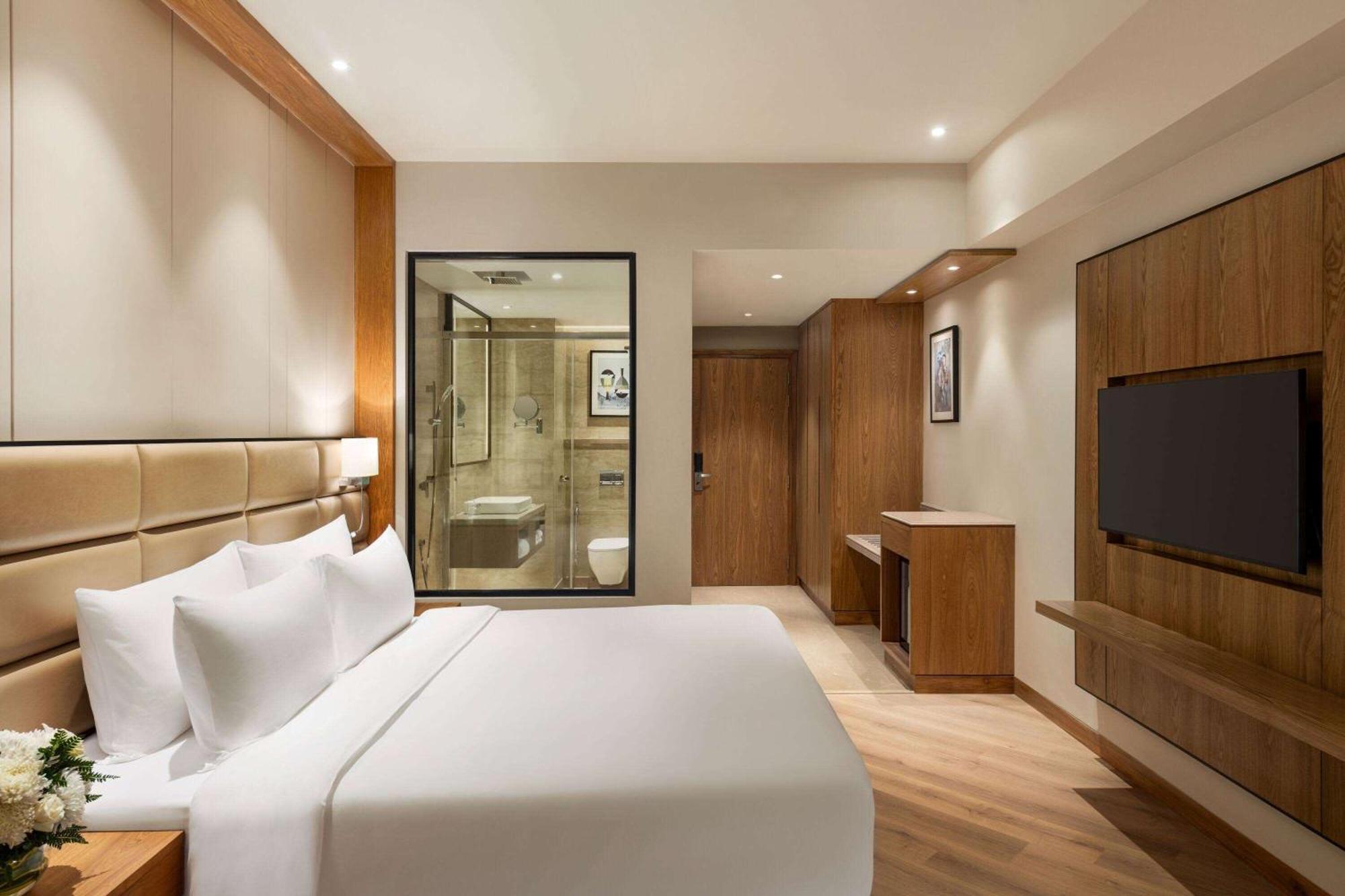 Ramada Encore By Wyndham Amritsar Airport 외부 사진