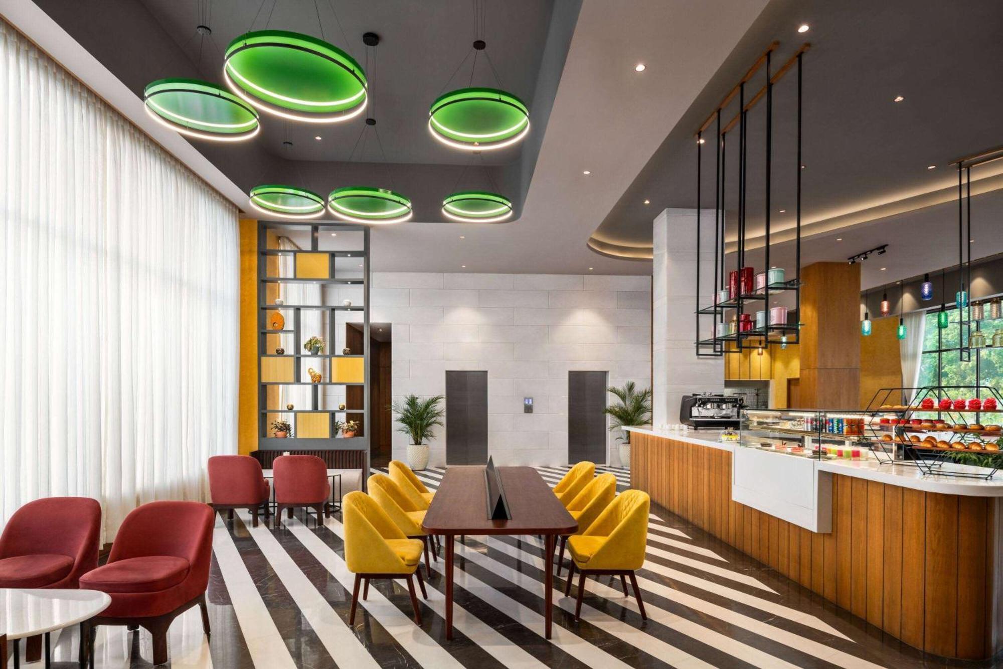 Ramada Encore By Wyndham Amritsar Airport 외부 사진