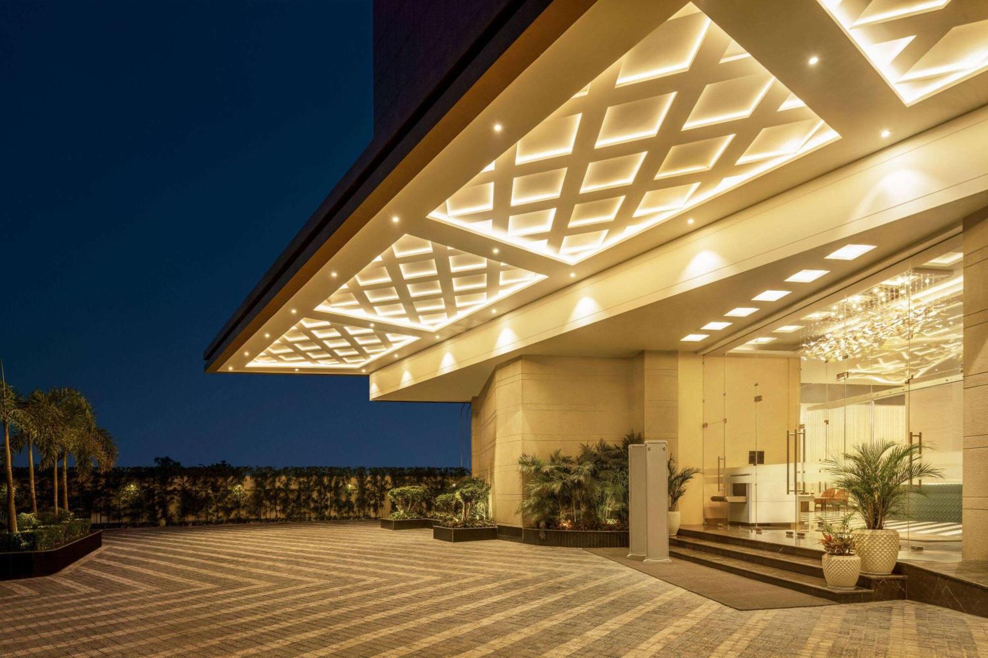 Ramada Encore By Wyndham Amritsar Airport 외부 사진